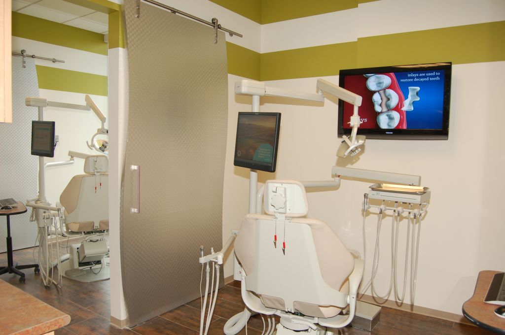 Our paperless system delivers electronic charting, digital imaging and enhanced case presentation at Fort Collins Dental Group and Orthodontics Fort Collins (970)282-8877