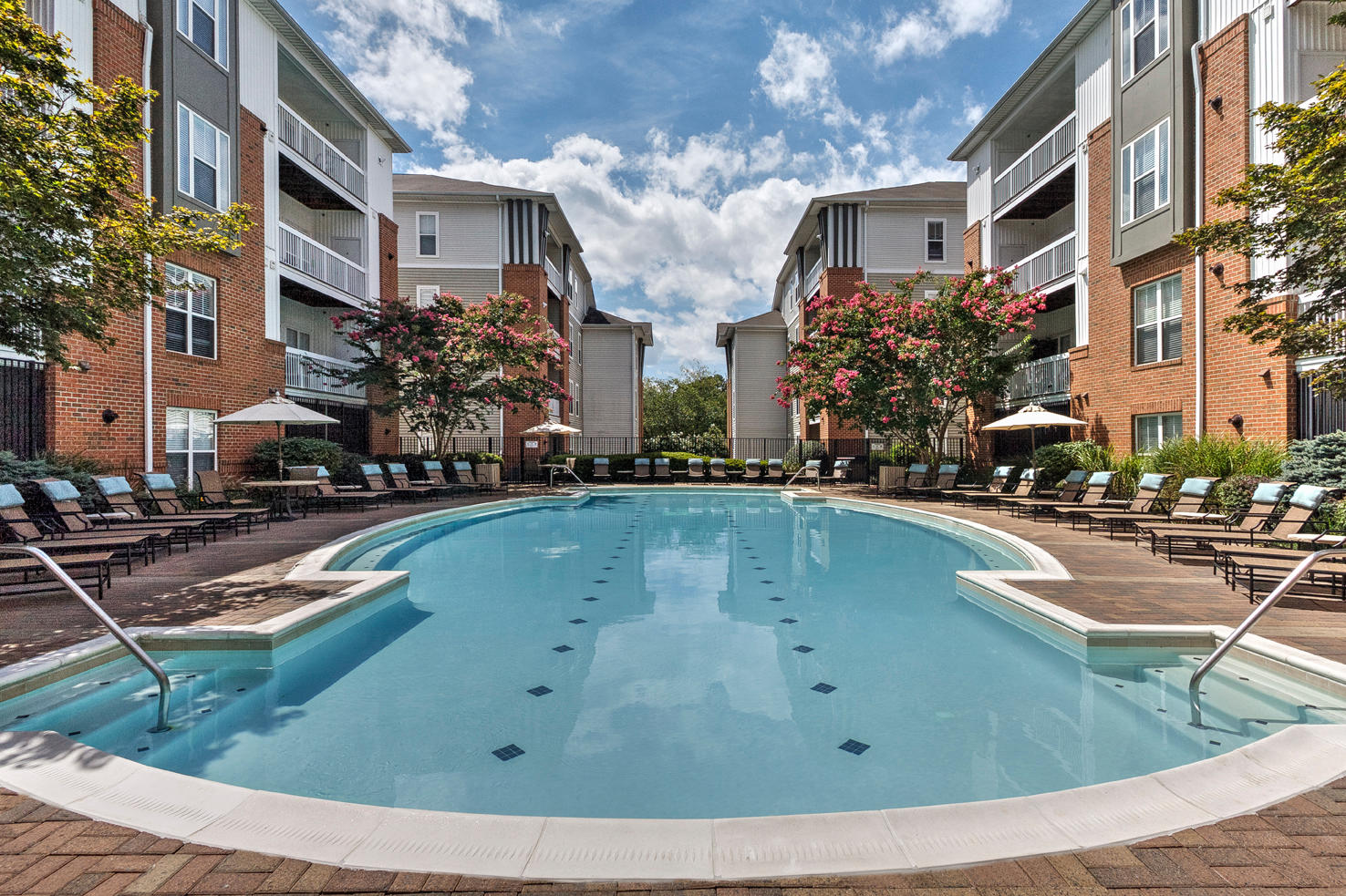 Camden Fair Lakes Apartments Photo