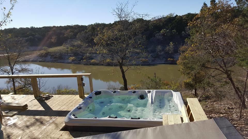 Hot Tubs of Central Texas Photo