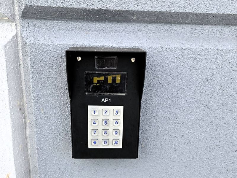 Extra Space Storage Image