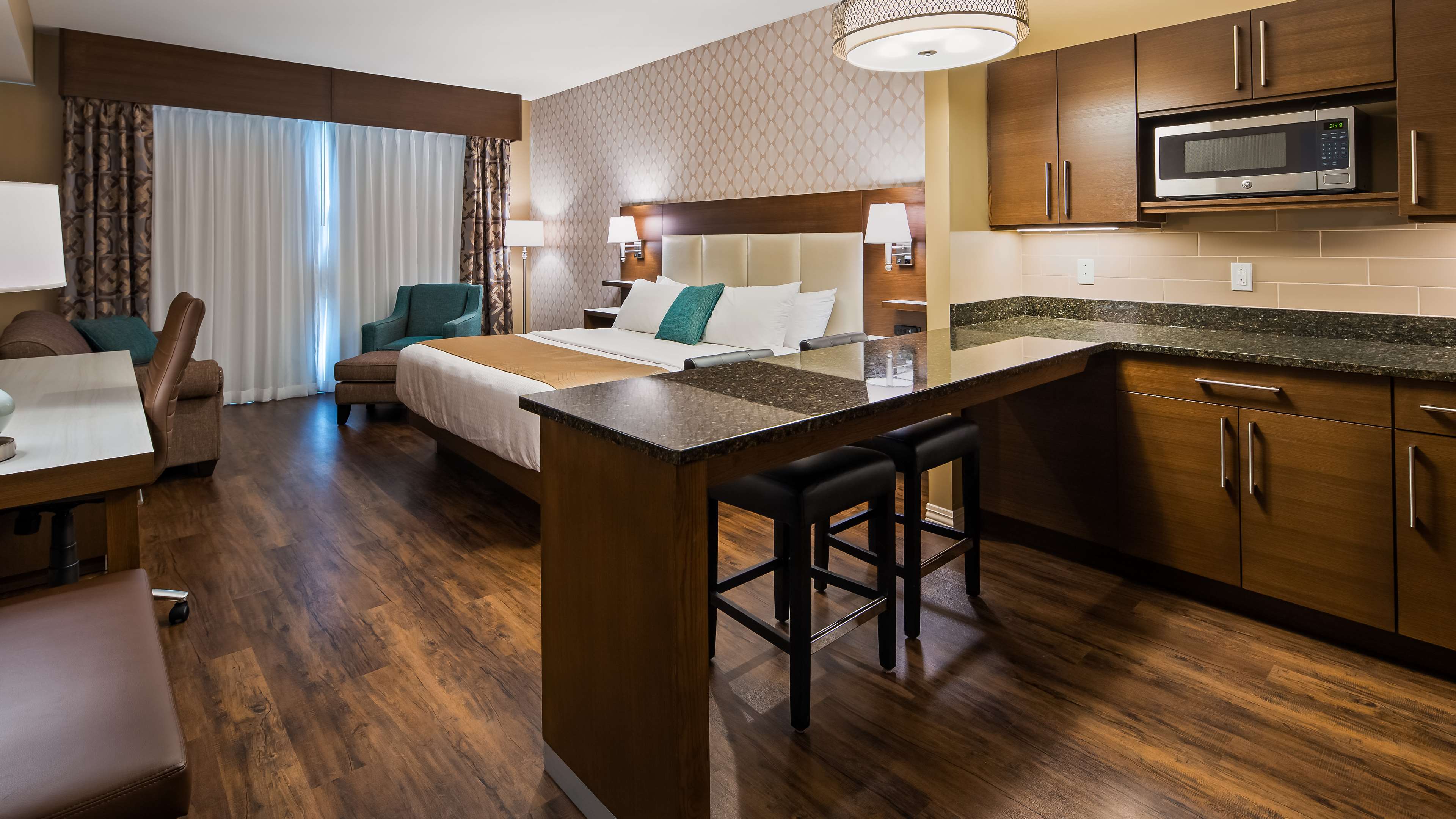 Best Western Plus St. John's Airport Hotel And Suites à St. John's: Extended Suite
