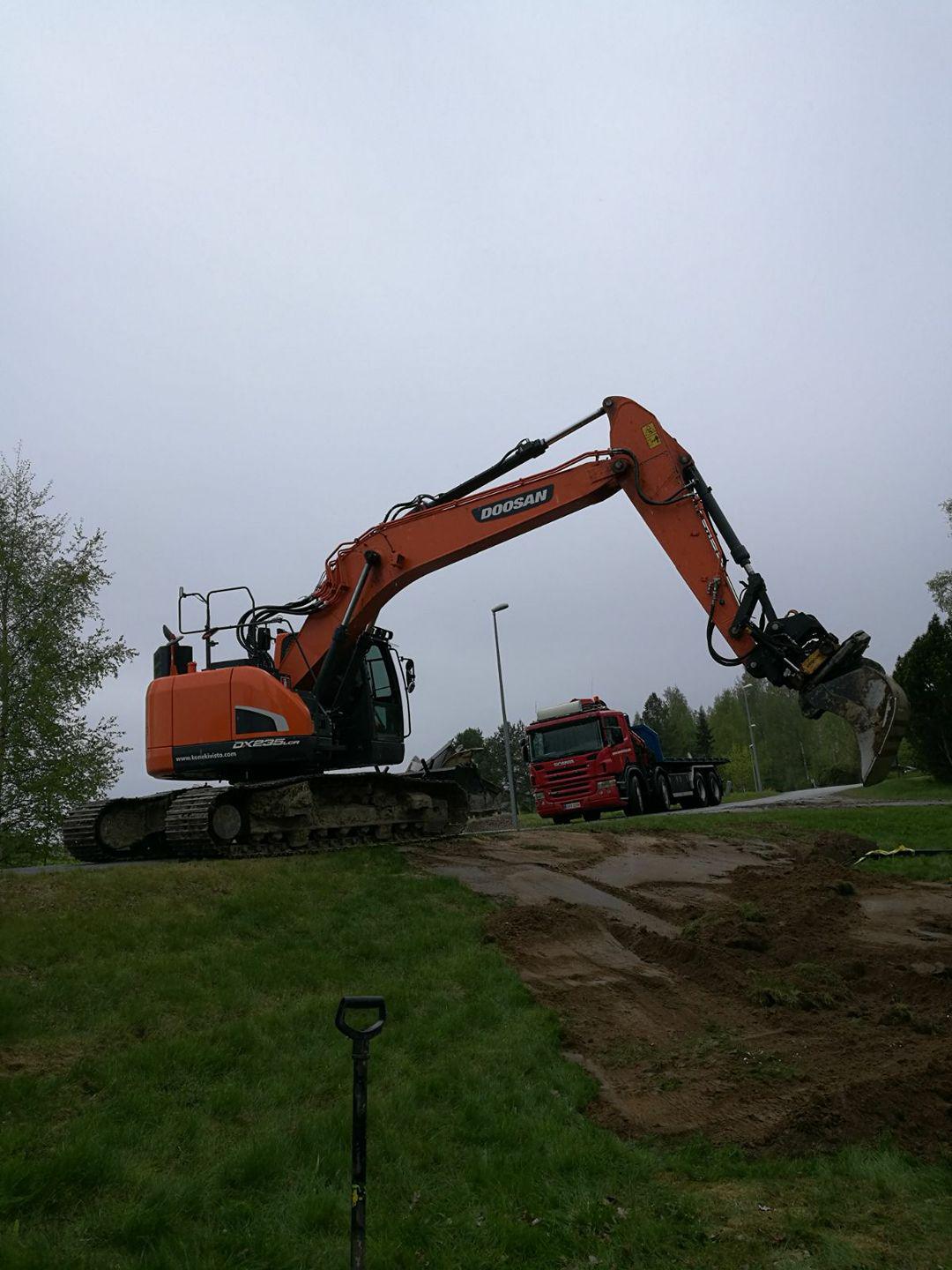 Images Koneurakointi Kivistö Oy