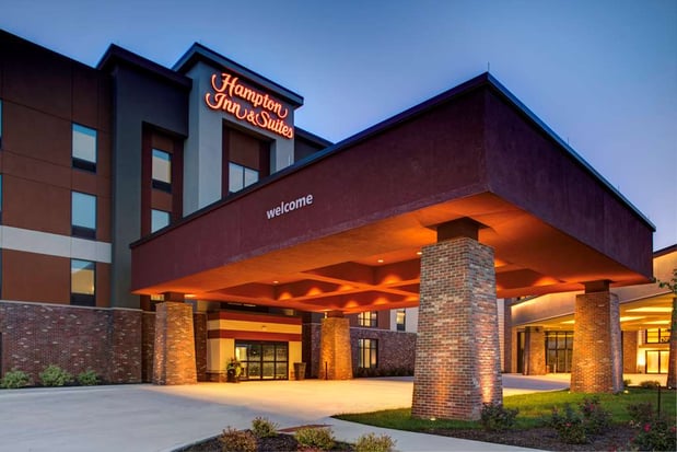 Images Hampton Inn & Suites Pittsburg Kansas Crossing