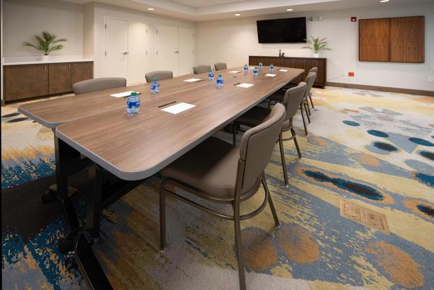 Images Staybridge Suites Summerville - Charleston Area by IHG