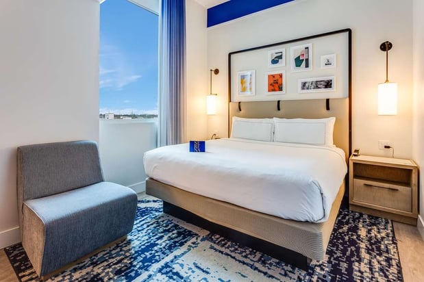 Images SERENA Hotel Aventura Miami, Tapestry Collection by Hilton