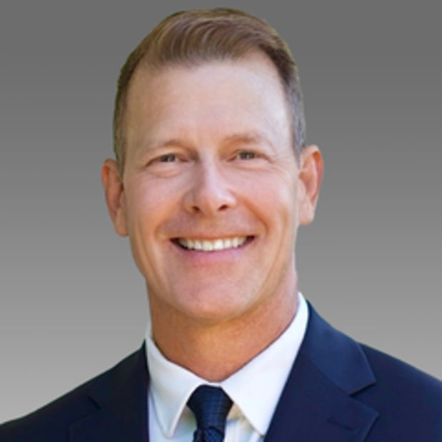 Images Edward Jones - Financial Advisor: Thomas Commander, CFP®