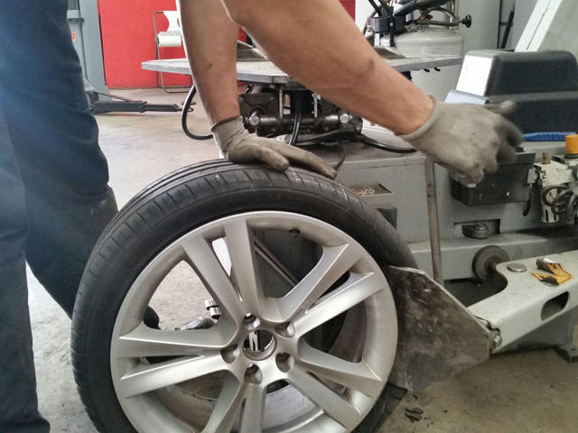 Foto de Neumáticos RM Cáceres