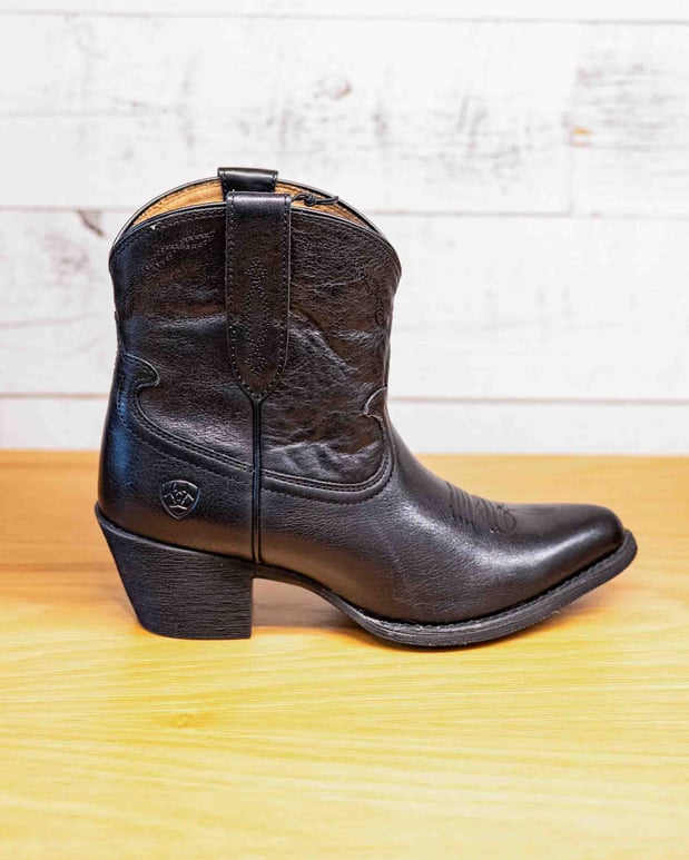 Images Ariat Brand Shop