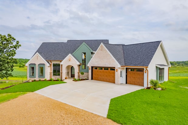 Images Urso Builders, LLC