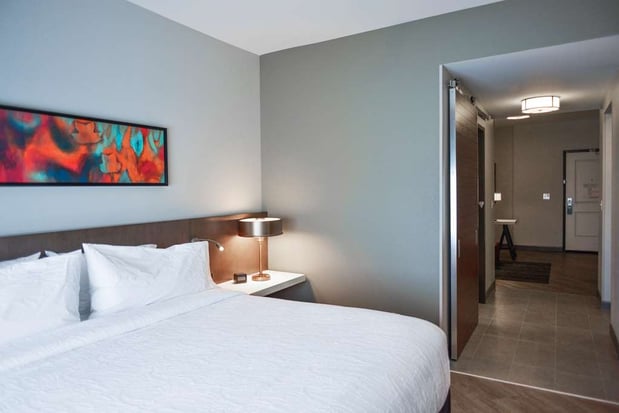 Images Hilton Garden Inn Louisville Mall of St. Matthews