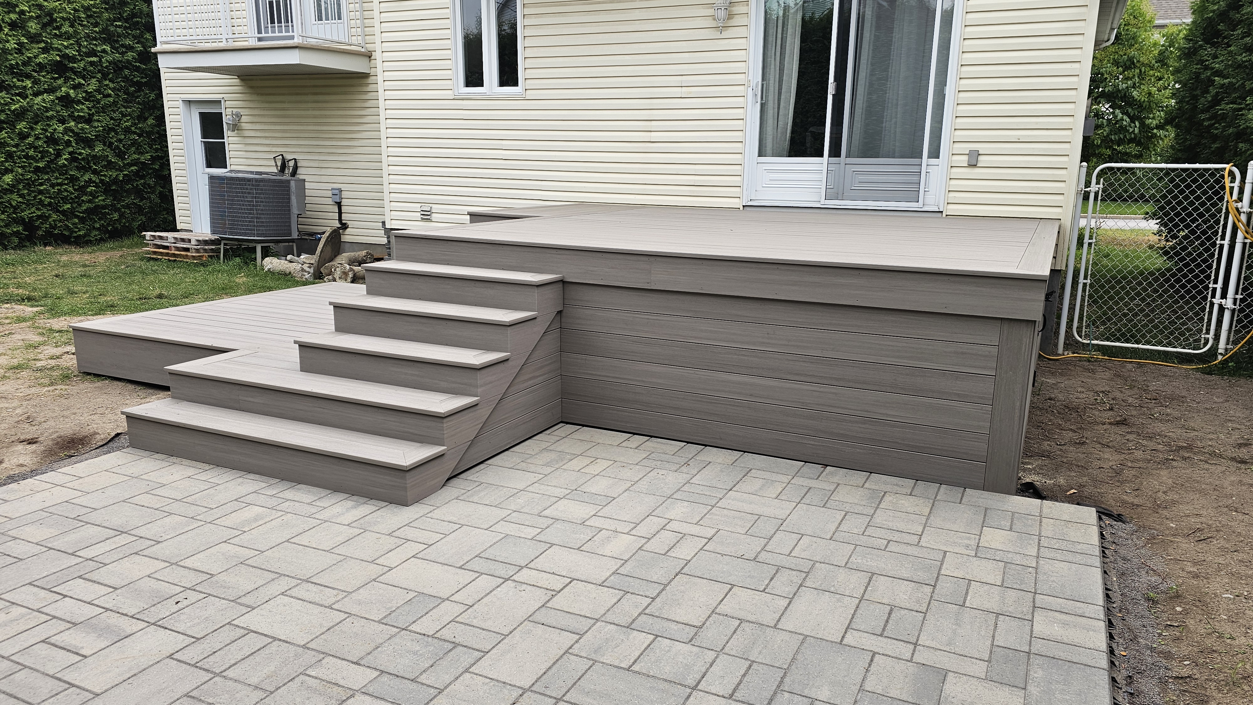 Images LES PATIOS K7