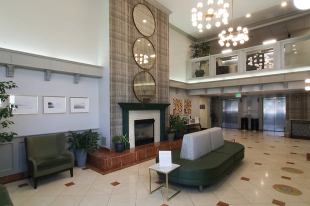 Images Oxford Suites Spokane Valley