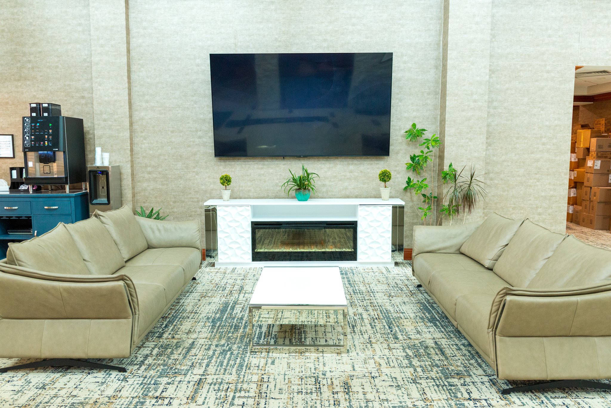 Holiday Inn Plainview-Long Island by IHG Image