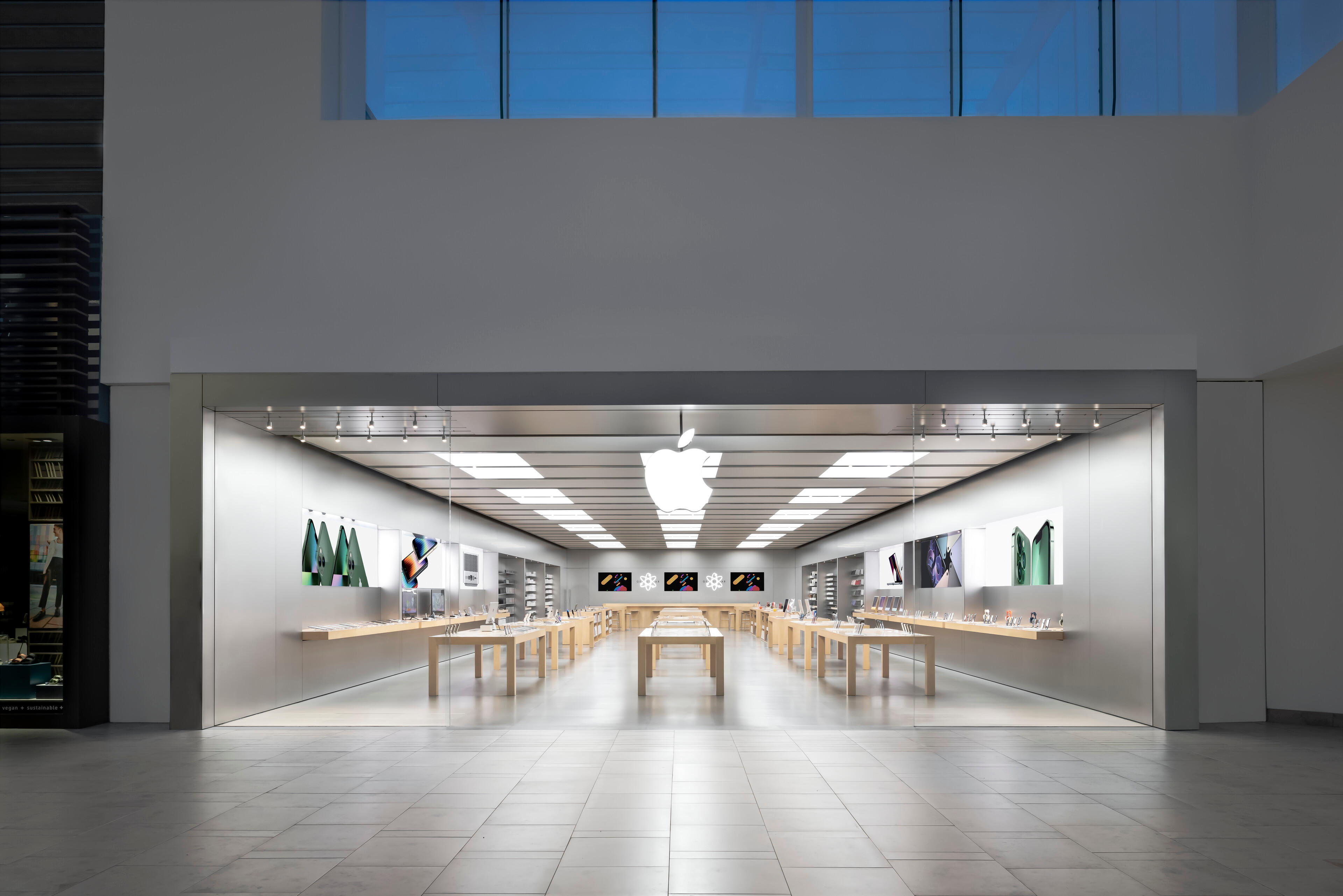 Images Apple Halifax Shopping Centre