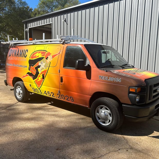 Images Dynamic Electricians