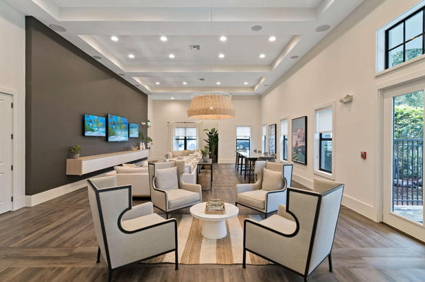 Images One Boynton Apartments