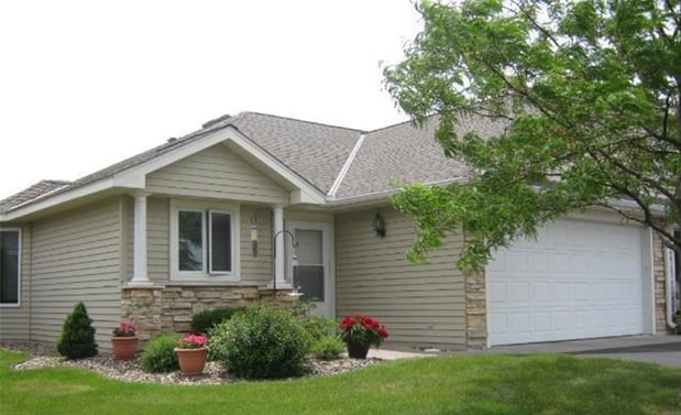 Images Jackie Kumm - Edina Realty - Real Estate Services in the St. Croix Valley