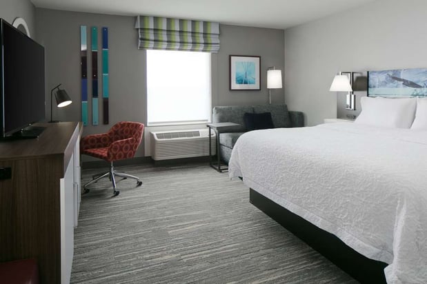 Images Hampton Inn Wichita Northwest