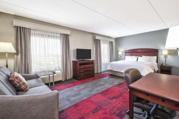 Images Hampton Inn & Suites Madison-West