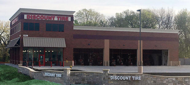 Images Discount Tire