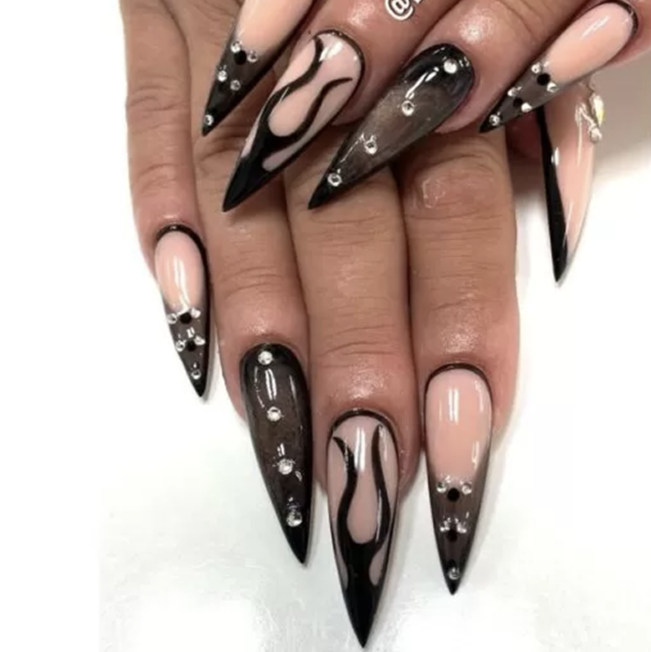 Bilder Nagelstudio Zürich - DUVI Nails an der Langstrasse