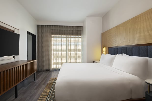 Images Hotel Indigo Irving - Las Colinas by IHG