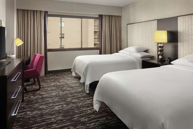 Images Embassy Suites by Hilton Crystal City National Airport
