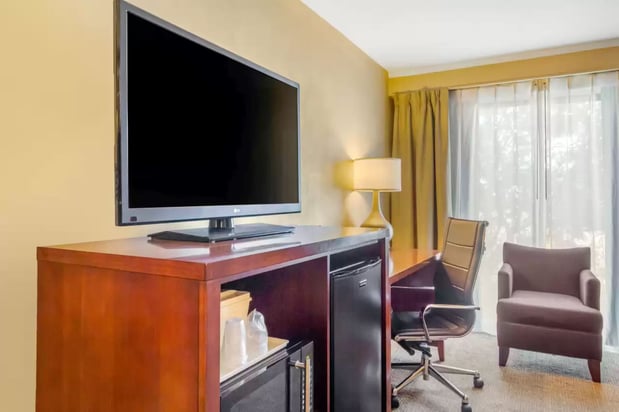 Images Holiday Inn Express Denver Central - North by IHG