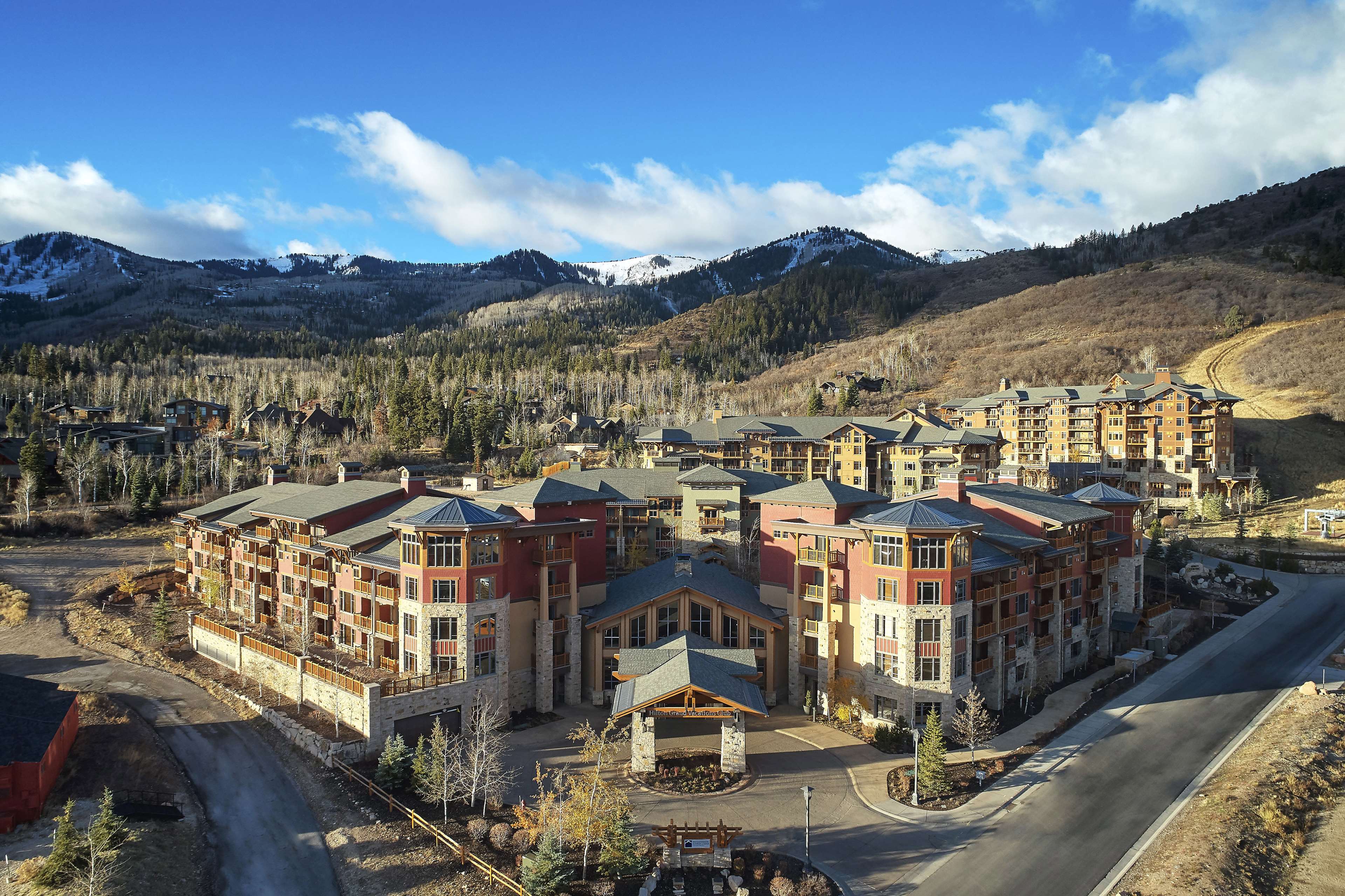 Hilton Grand Vacations Club Sunrise Lodge Park City, 2307 W. High ...