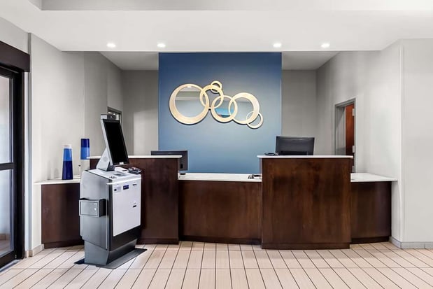 Images Best Western St. Louis Airport North Hotel & Suites