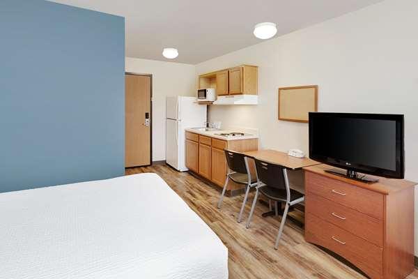 Images WoodSpring Suites Council Bluffs