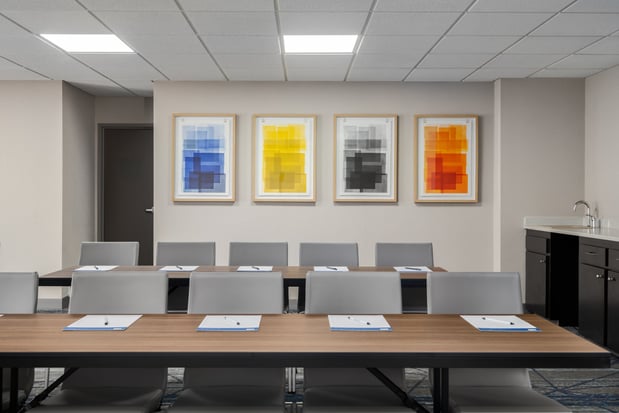 Images Holiday Inn Express & Suites Bentonville by IHG