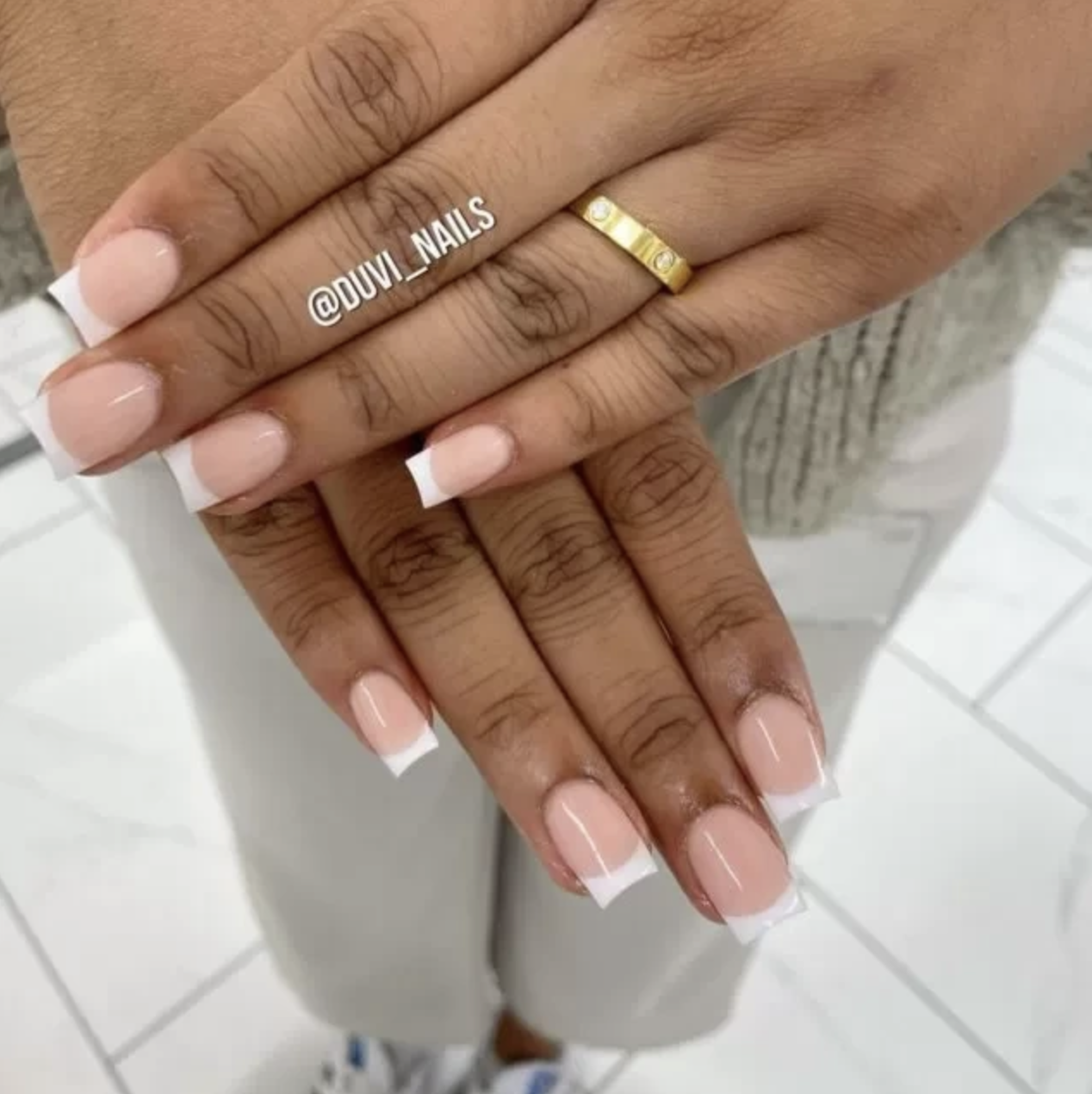Bilder Nagelstudio Zürich - DUVI Nails an der Langstrasse