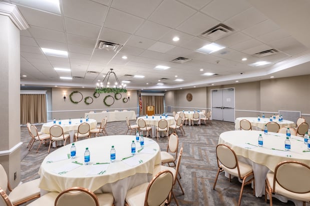 Images Holiday Inn Manahawkin/Long Beach Island by IHG