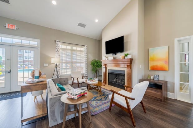 Images Carden Place Apartment Homes