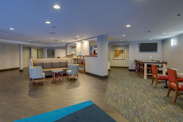 Images Holiday Inn Express Nashville W I40/Whitebridge Rd by IHG