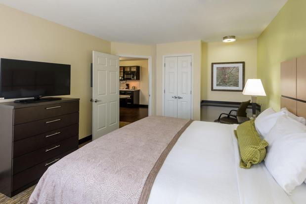 Images Candlewood Suites Midwest City by IHG
