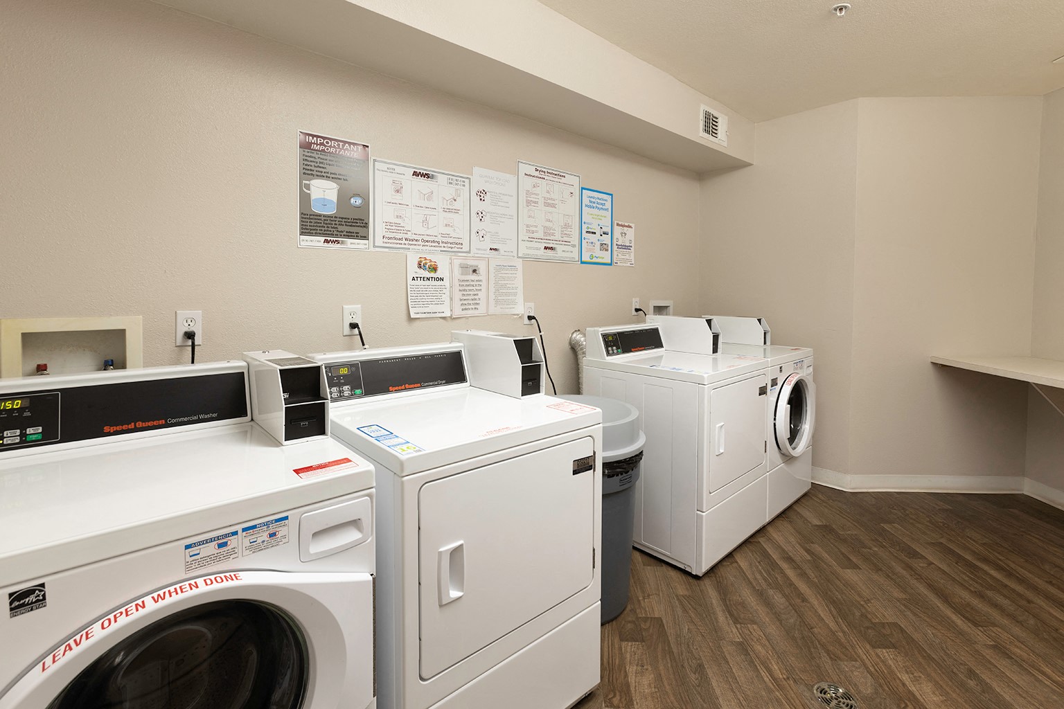 Laundry Center 