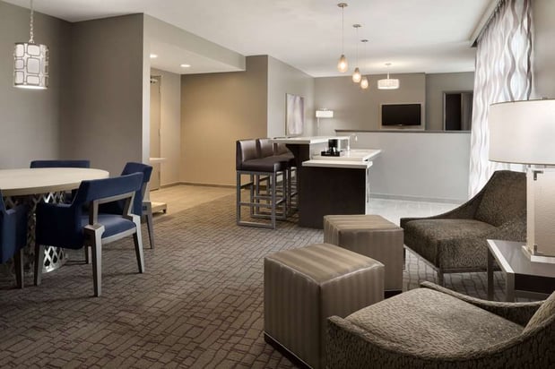 Images Embassy Suites by Hilton Charlotte Uptown