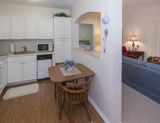 Images Delmar Gardens of Gwinnett Senior Living