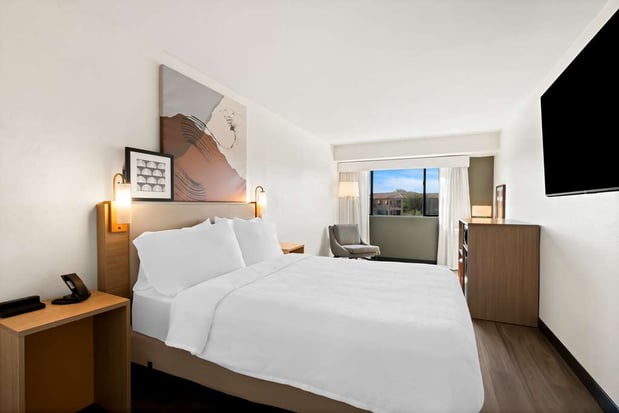 Images Spark by Hilton Fountain Hills Scottsdale