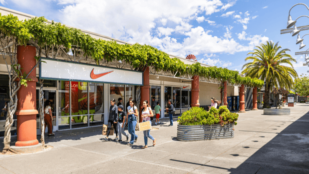 Images Petaluma Village Premium Outlets