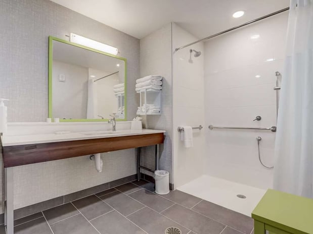 Images Hampton Inn and Suites by Hilton Cincinnati Midtown Rookwood
