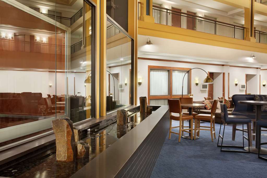 Lobby Embassy Suites by Hilton Denver International Airport Denver (303)574-3000