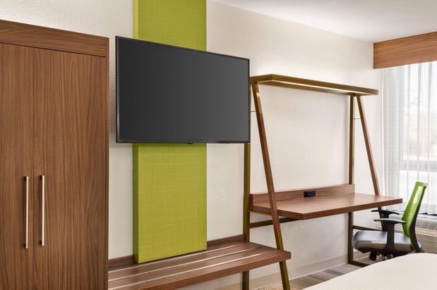 Images Holiday Inn Express San Antonio-Airport by IHG
