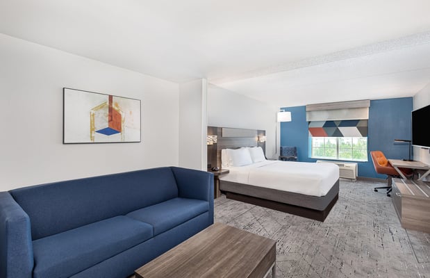 Images Holiday Inn Express & Suites Columbus at Northlake by IHG