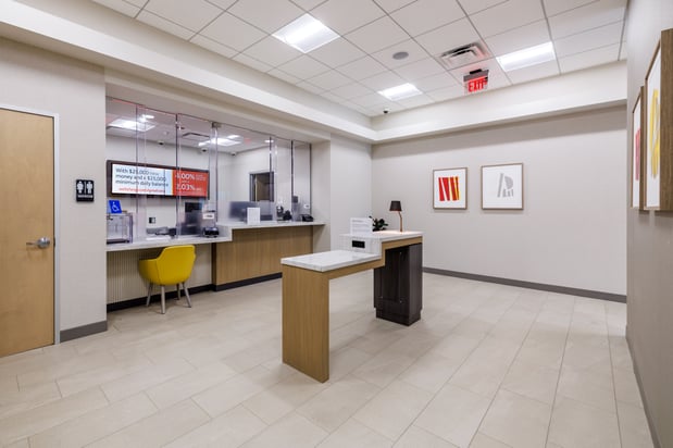 Images Wells Fargo Bank
