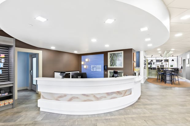 Images Holiday Inn Express Atlanta Galleria-Ballpark Area by IHG