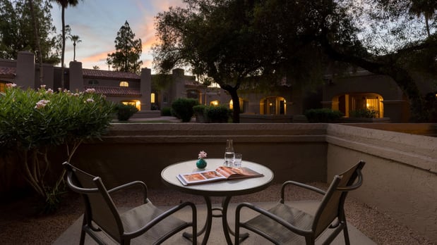 Images Scottsdale Plaza Resort