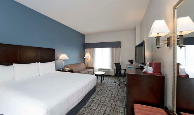 Images Best Western Plus Hotel & Conference Center